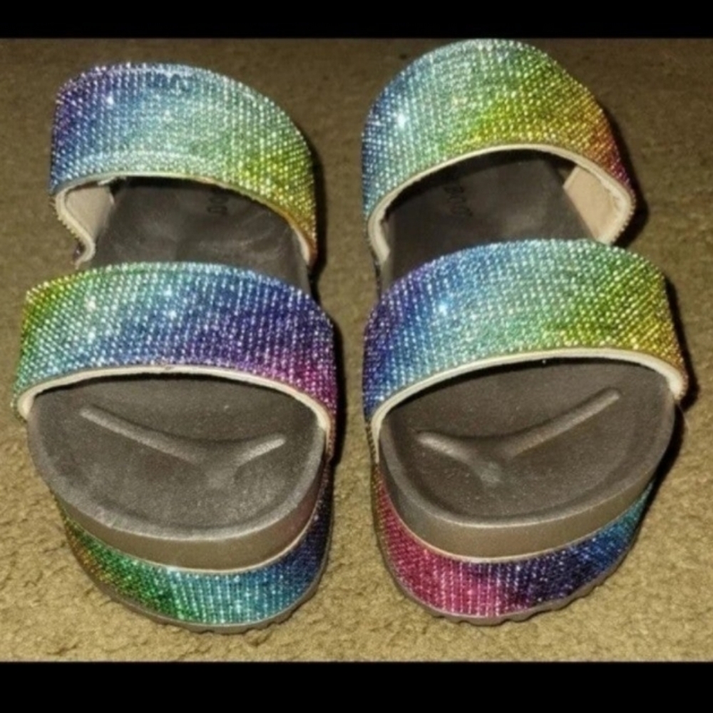 ♥︎New Rhinestone Platform Sandals♥︎ - Picture 5 of 12